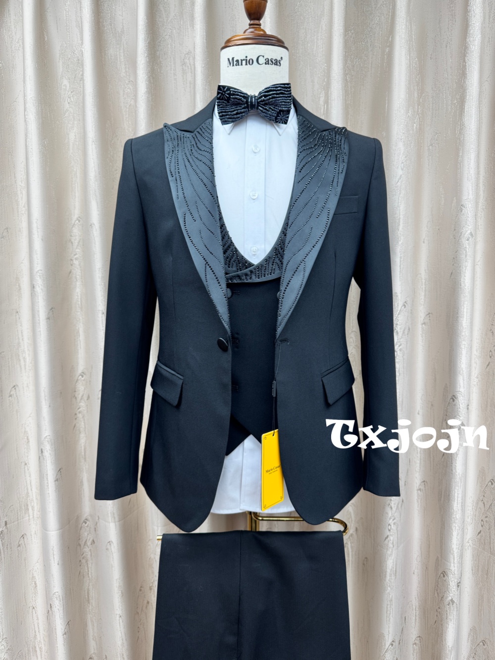 Formal Wear For Men In Wedding - Элегантный мужской костюм-тройка для свадьбы и