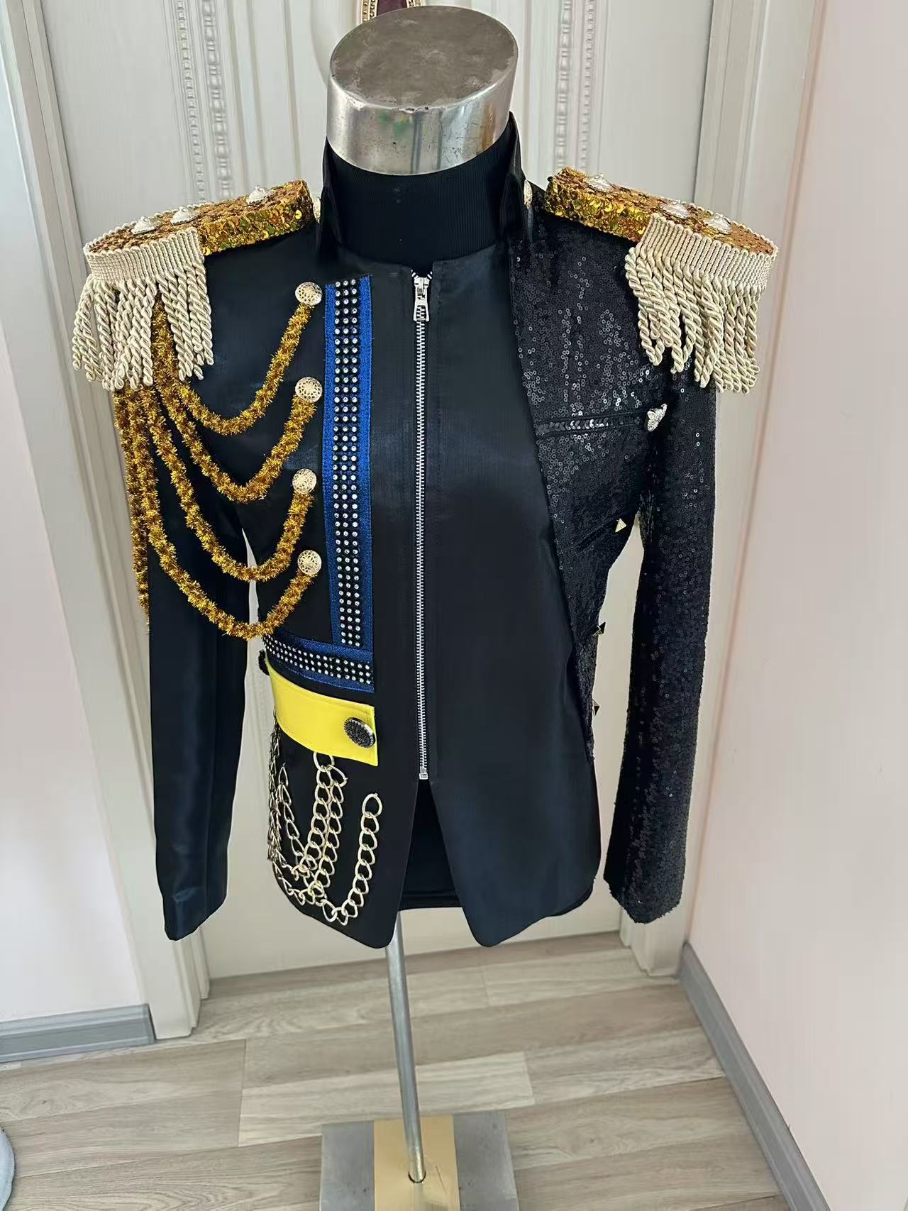 Formal Wear For Men In Wedding - Новая мужская королевская куртка с кисточками